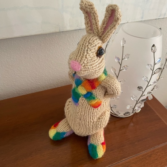 Hand crafted knit and needle felted rainbow pride love is love bunny artisan - Picture 16 of 16